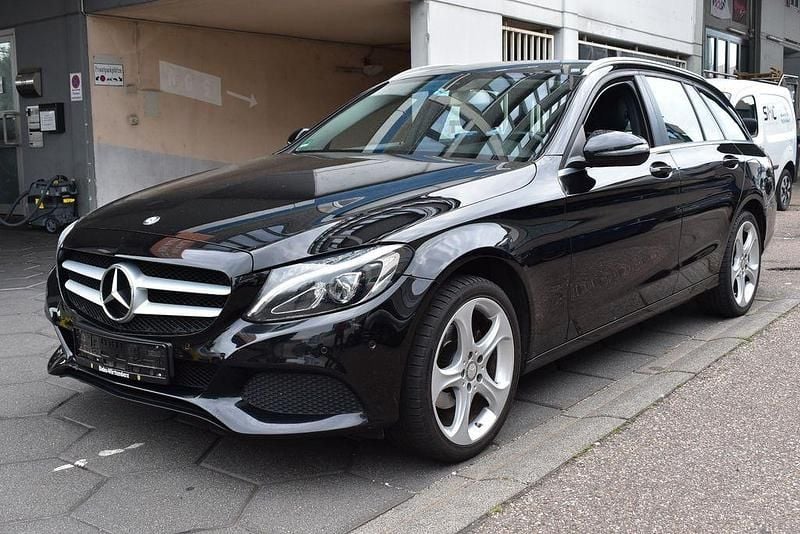 Schwarz Gebraucht 2015 Mercedes C200 Kombi | 8.799 € (Fairer Preis) - Bild 1/4