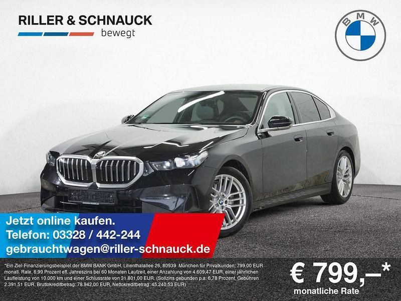 Schwarz Gebraucht 2024 BMW 520 Sport Line Limousine | 49.850 € (Superpreis) - Bild 1/4