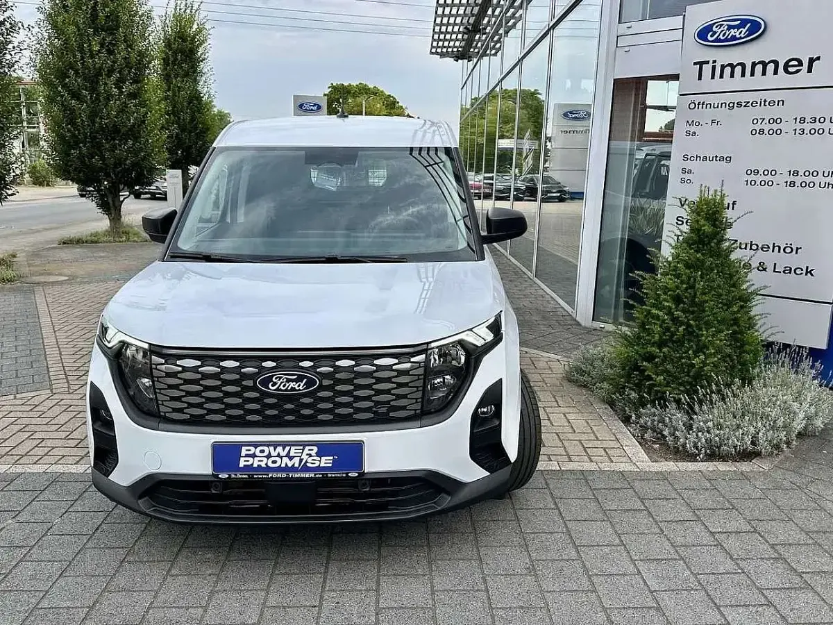 Gebraucht Ford Courier Trend 100 kW (136 PS) 2025 Frost weiß Van / Kleinbus