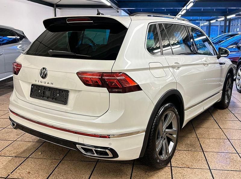 Gebraucht VW Tiguan R-line 150 PS (110 kW) 2021 Weiß SUV