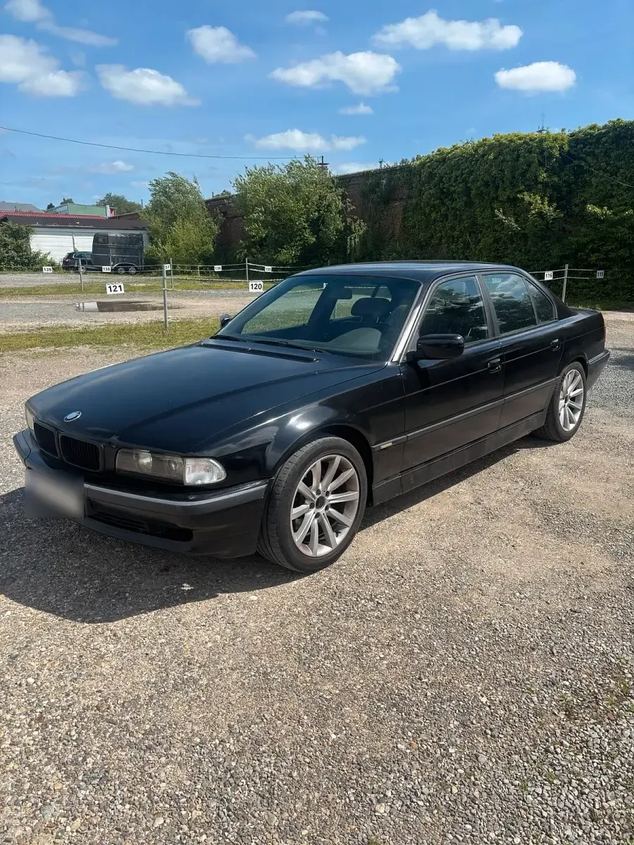 Gebraucht BMW 728 193 PS (141 kW) 1996 Schwarz Limousine
