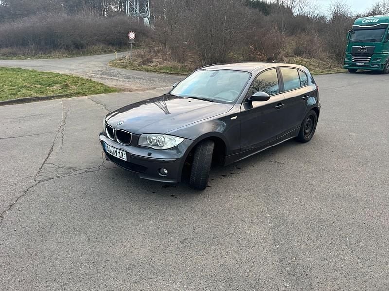 Gebraucht BMW 120 150 PS (110 kW) 2004 Grau Kleinwagen