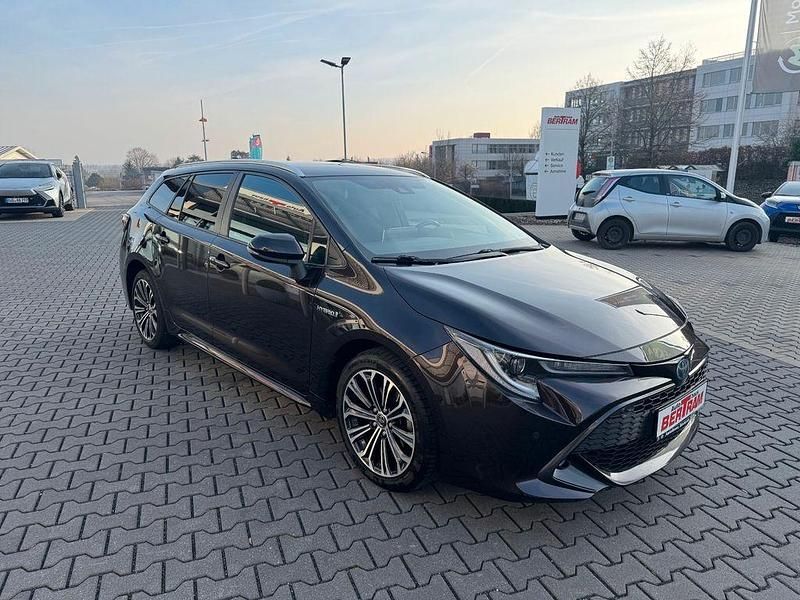 Gebraucht Toyota Corolla 122 PS (89 kW) 2021 Braun Kombi
