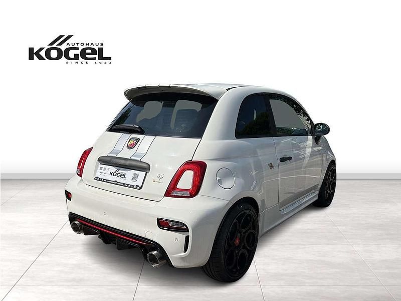 Gebraucht Abarth 595 215 PS (158 kW) 2024 Weiß (gara weiß) Kleinwagen