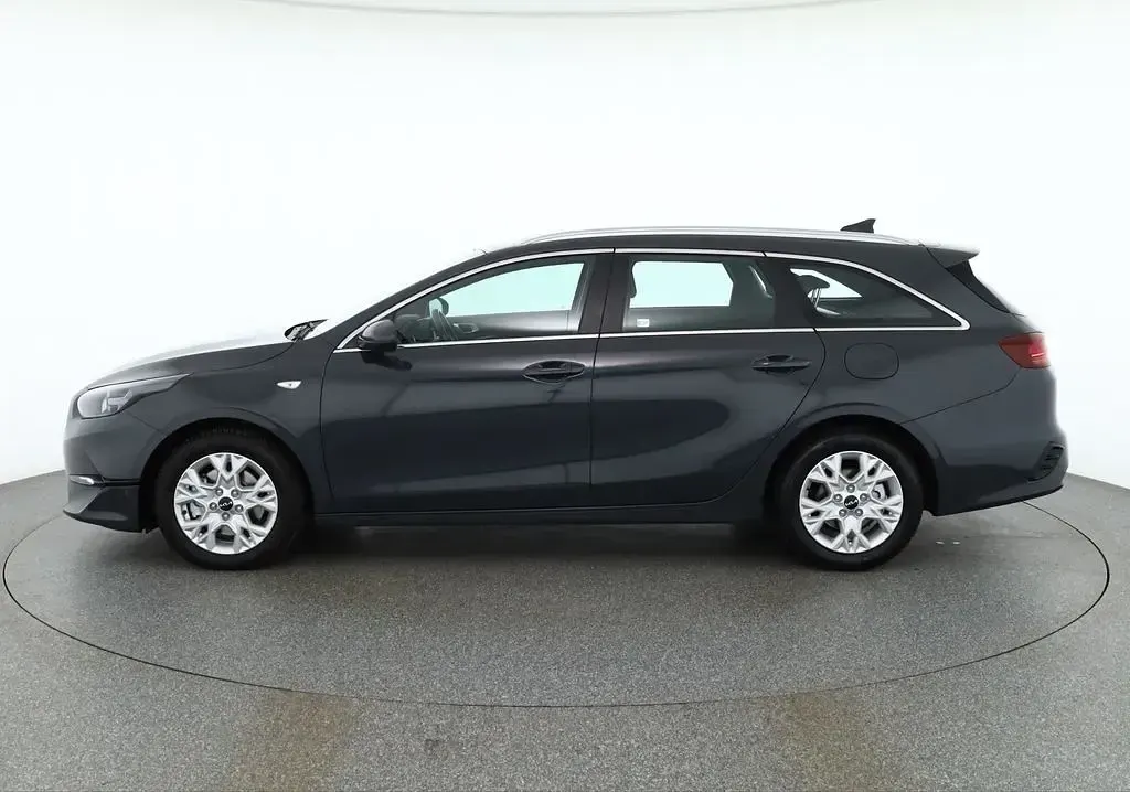 Gebraucht Kia Ceed 136 PS (100 kW) 2021 Silber Kleinwagen