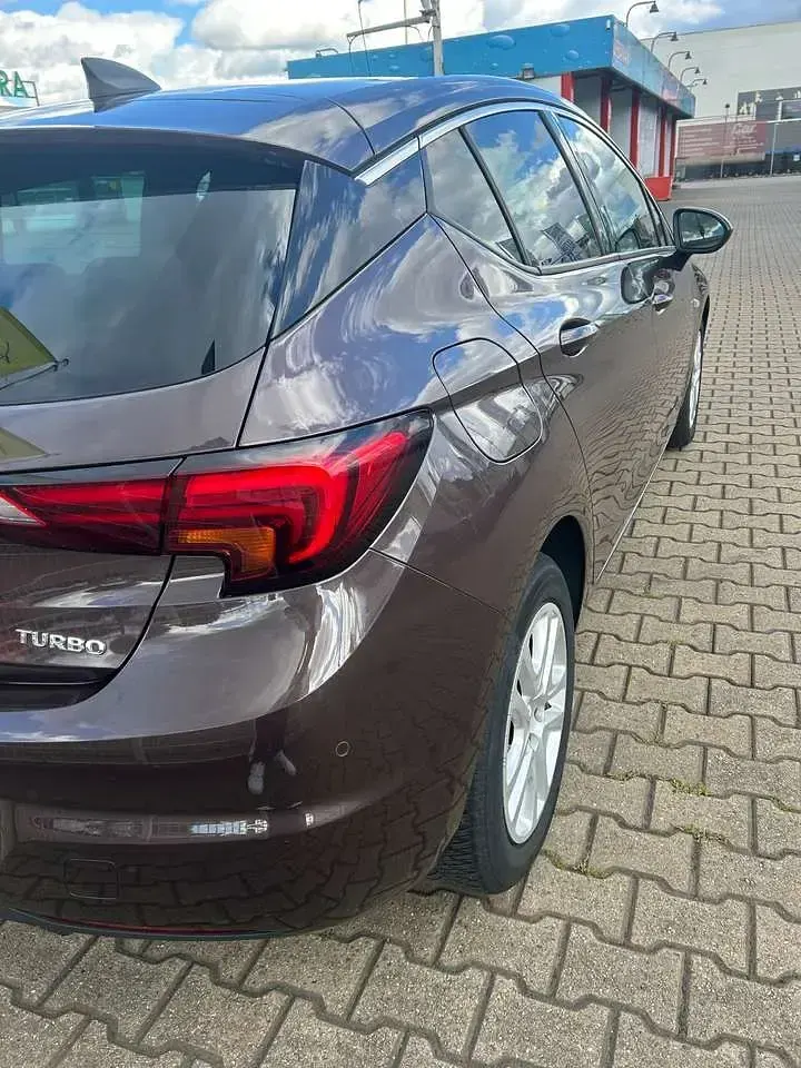 Gebraucht Opel Astra 125 PS (91 kW) 2016 Braun Limousine