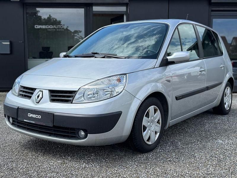 Grau Gebraucht 2006 Renault Scénic II Avantage Van / Kleinbus | 3.350 € (Etwas zu teuer) - Bild 1/4