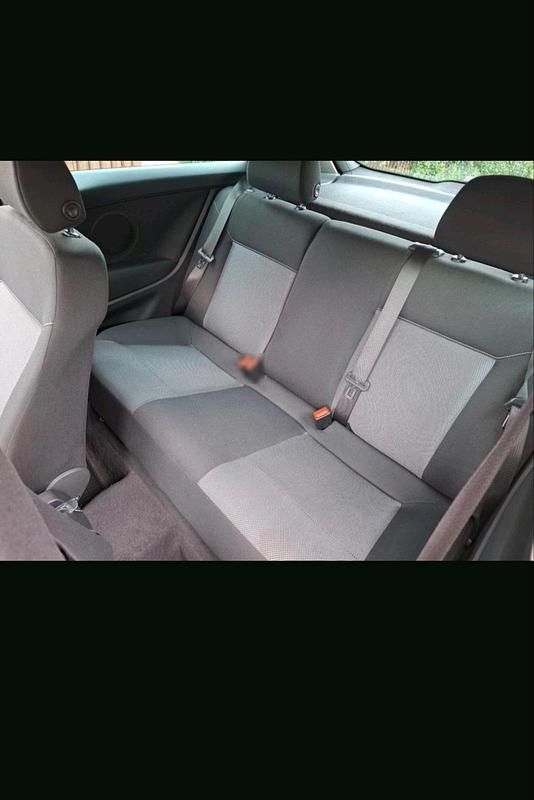 Gebraucht Opel Astra 116 PS (85 kW) 2010 Rot Coupé