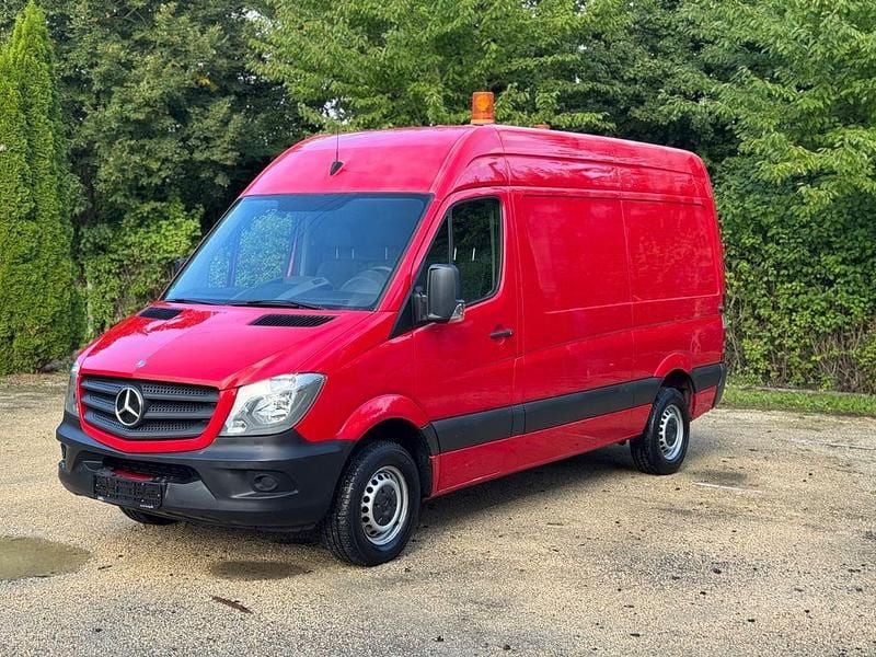 Rot Gebraucht 2014 Mercedes Sprinter Van | 11.500 € (Fairer Preis) - Bild 1/4