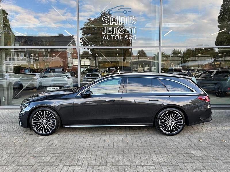 Gebraucht Mercedes E220 AMG Line Premium 197 PS (144 kW) 2024 Grafitgrau metallic Kombi