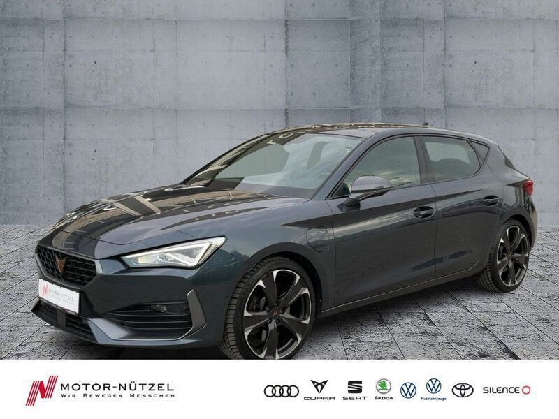 Grau Gebraucht 2022 Cupra Leon VZ Limousine | 26.960 € (Fairer Preis) - Bild 1/4