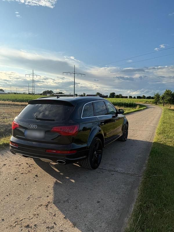 Gebraucht Audi Q7 S-Line 230 PS (169 kW) 2016 Schwarz SUV