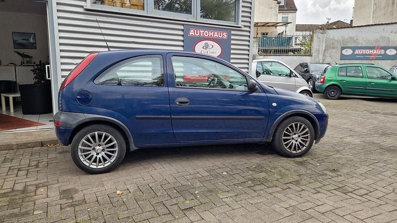 Gebraucht Opel Corsa 58 PS (42 kW) 2002 Blau Limousine