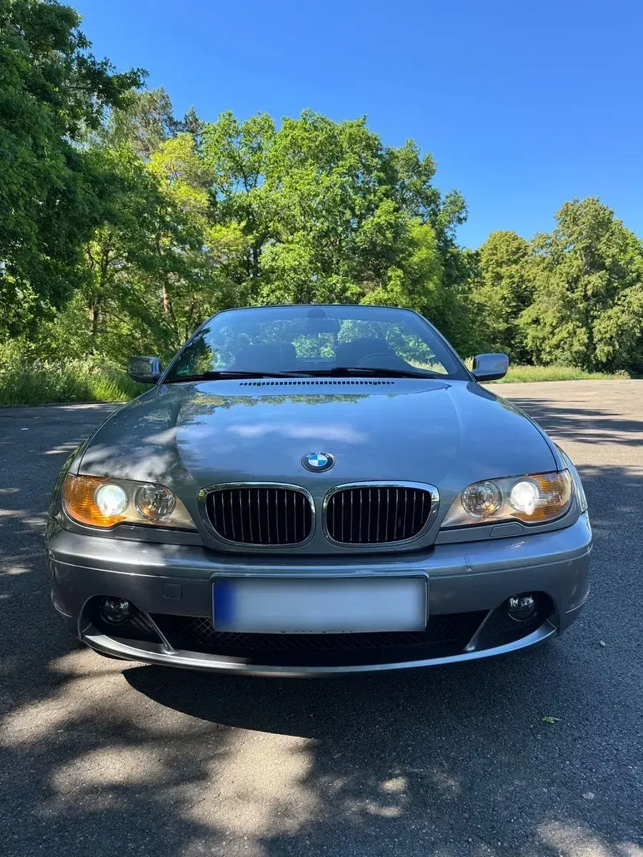 Gebraucht BMW 320 Cabriolet 170 PS (125 kW) 2004 Grau Cabrio