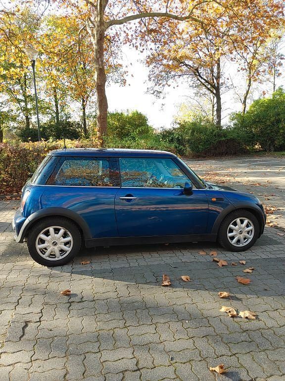 Gebraucht Mini ONE 90 PS (66 kW) 2003 Blau Kleinwagen