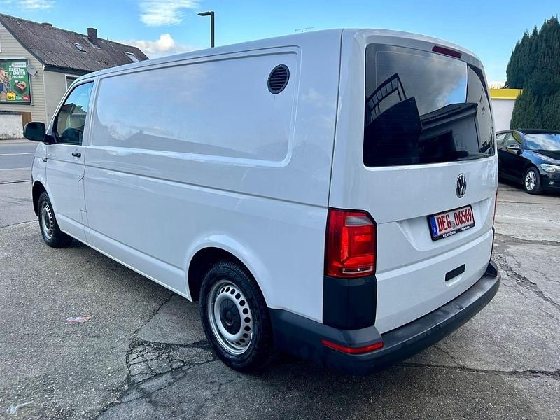 Gebraucht VW Transporter 150 PS (110 kW) 2018 Weiß Van