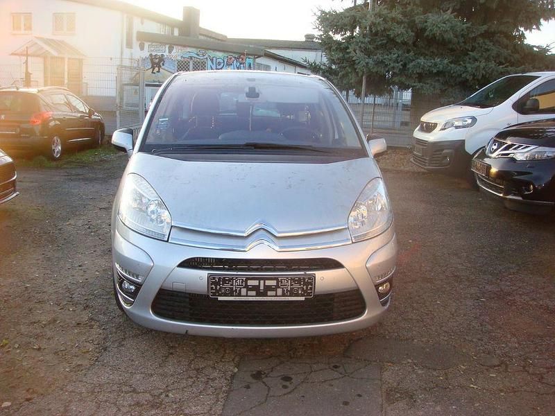 Silber Gebraucht 2011 Citroën C4 Picasso Tendance Van / Kleinbus | 4.900 € (Guter Preis) - Bild 1/4