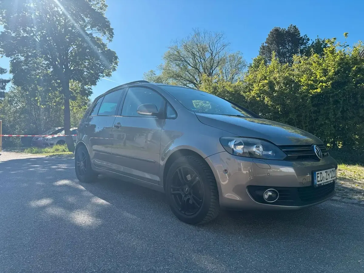 Second-hand VW Golf VI 80 CP (58 kW) 2010 Maro Hatchback