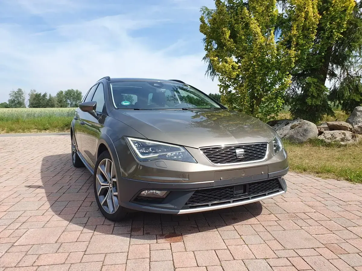 Gebraucht Seat Leon X-Perience 150 PS (110 kW) 2016 Braun Kombi
