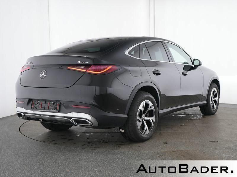 Gebraucht Mercedes GLC300e Advanced Plus 333 PS (244 kW) 2024 Schwarz Coupé