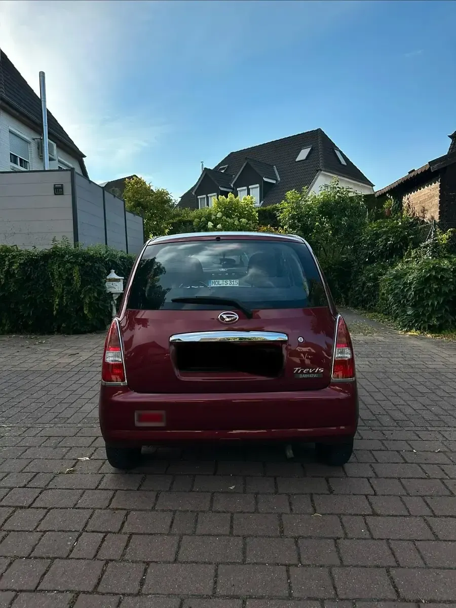 Gebraucht Daihatsu Trevis 58 PS (42 kW) 2008 Rot Kleinwagen