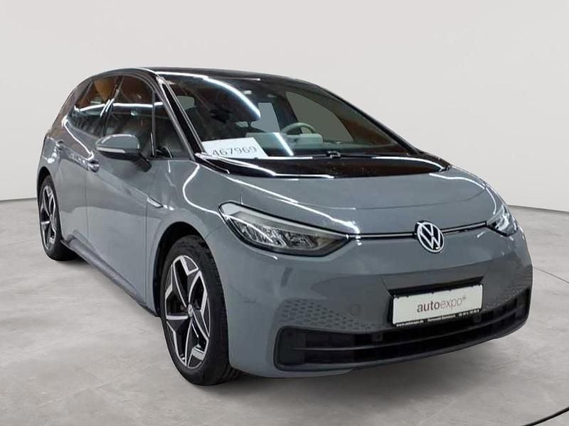 Gebraucht VW ID.3 Pro 150 kW (204 PS) 2022 Mondsteingrau/ dach schwarz Kleinwagen