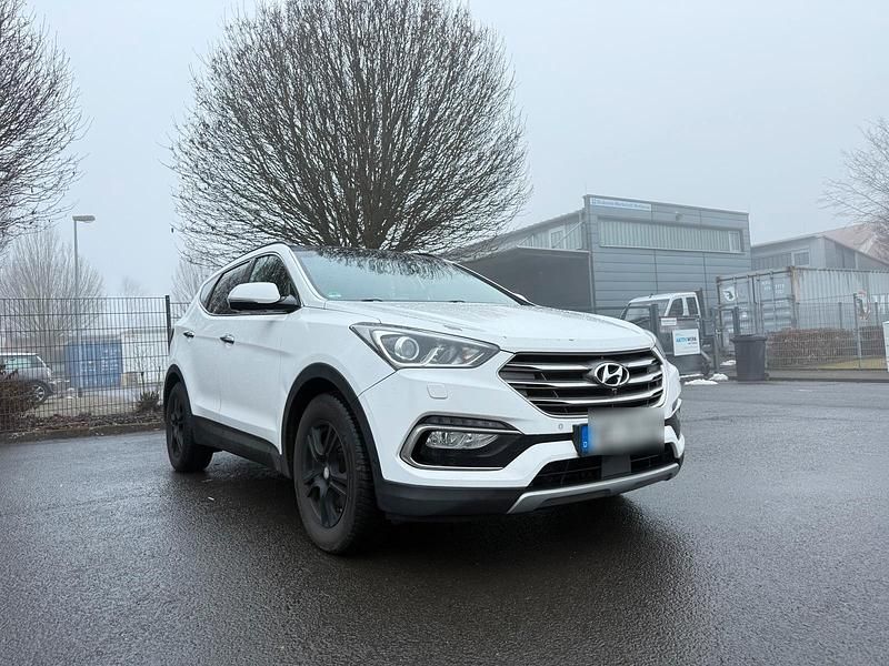 Gebraucht Hyundai Santa Fe 200 PS (147 kW) 2016 Weiß SUV