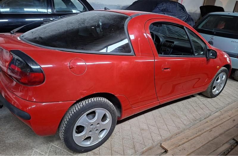 Gebraucht Opel Tigra 90 PS (66 kW) 1996 Rot Coupé