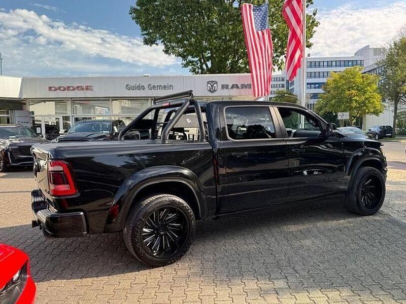 Second-hand Dodge Ram 401 CP (294 kW) 2023 Negru Pickup