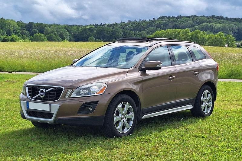 Braun Gebraucht 2010 Volvo XC60 SUV | 7.600 € (Guter Preis) - Bild 1/4