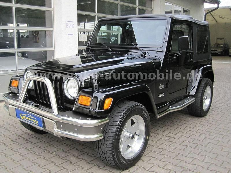 Gebraucht Jeep Wrangler Sahara 177 PS (130 kW) 2003 Black clear coat (metallic) SUV