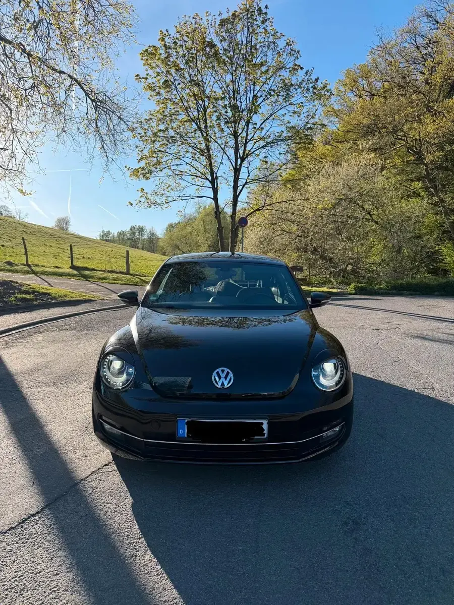 Gebraucht VW Beetle Exclusive 105 PS (77 kW) 2013 Schwarz Kleinwagen