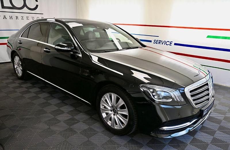 Schwarz Gebraucht 2018 Mercedes S450 Limousine | 47.000 € - Bild 1/4