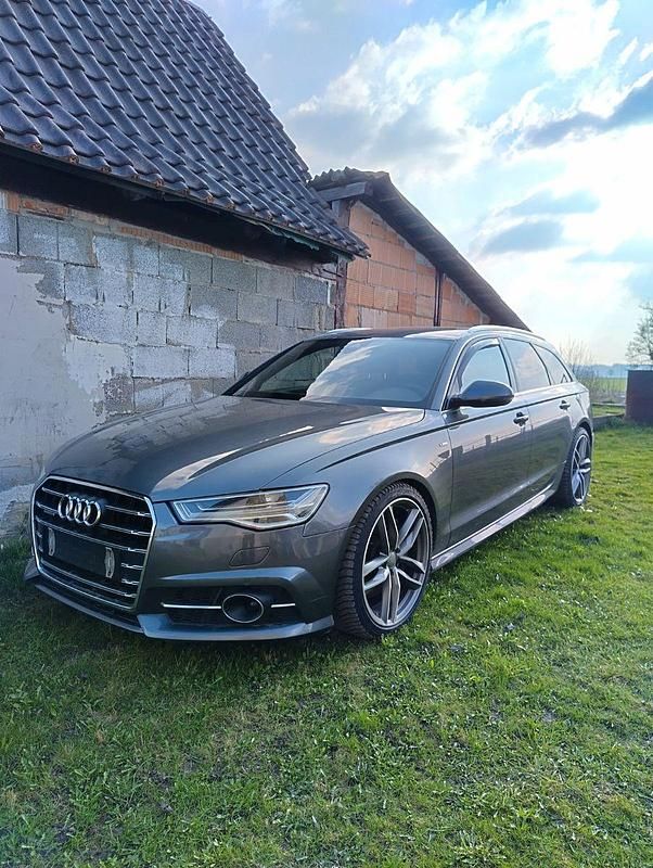 Gebraucht Audi A6 Ambiente 320 PS (235 kW) 2017 Grau Kombi