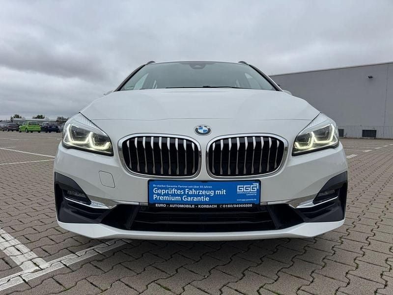 Gebraucht BMW 220 Gran Tourer 190 PS (139 kW) 2019 Weiß Van / Kleinbus