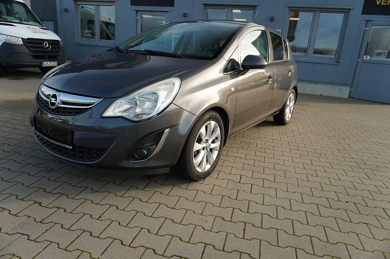 Grau Gebraucht 2012 Opel Corsa Kleinwagen | 6.450 € (Teuer) - Bild 1/4