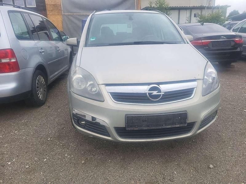 Grau Gebraucht 2008 Opel Zafira Van / Kleinbus | 2.000 € (Guter Preis) - Bild 1/3