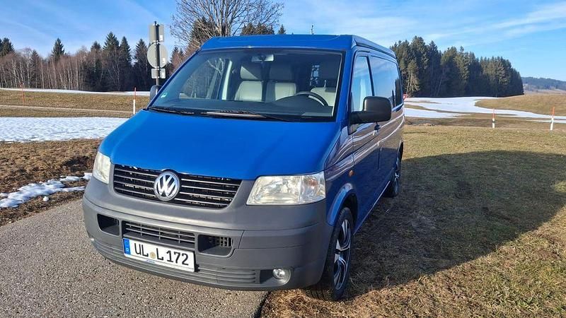 Gebraucht VW T5 102 PS (75 kW) 2010 Blau Van