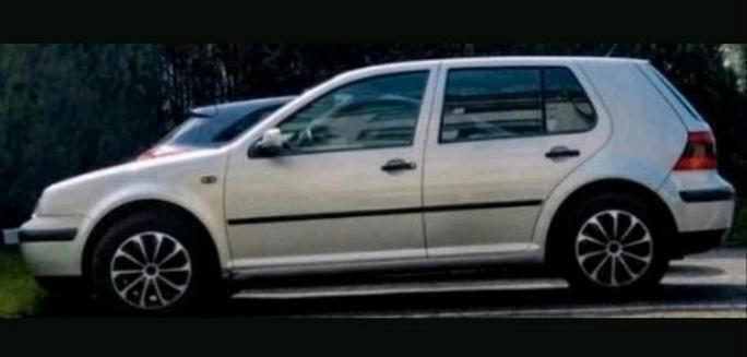 Silber Gebraucht 1998 VW Golf IV Kleinwagen | 750 € (Superpreis) - Bild 1/3