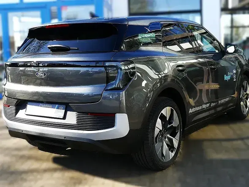 Używany Ford Explorer Premium 210 kW (286 KM) 2025 Szary SUV