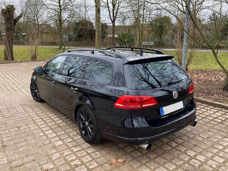 Gebraucht VW Passat Highline 299 PS (219 kW) 2013 Schwarz Kombi