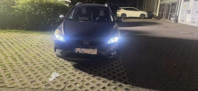 Gebraucht 2012 Kia Ceed Sportswagon Kombi | 4.700 € (Superpreis) - Bild 1/4