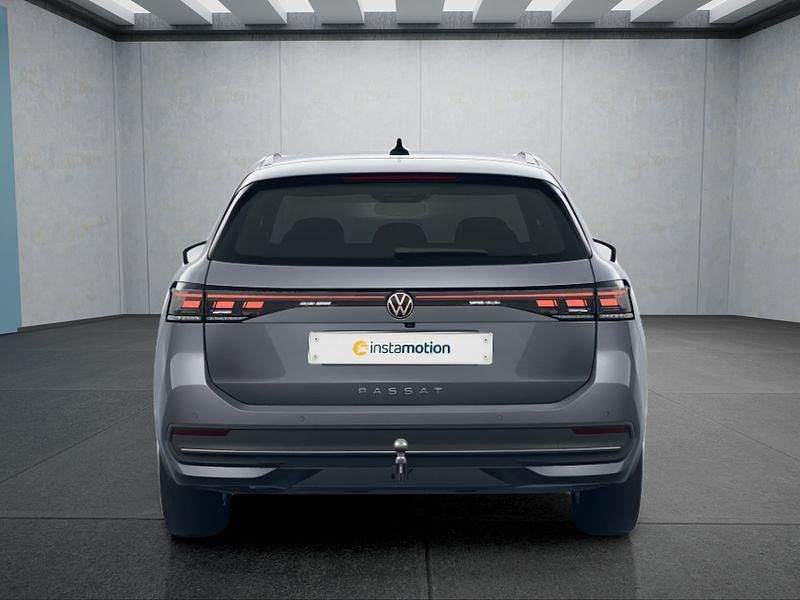 Grau Neu 2026 VW Passat Kombi | 42.849 € (Superpreis) - Bild 1/4