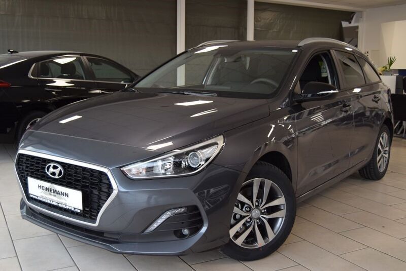 Micron grey Gebraucht 2019 Hyundai i30 Kombi | 15.450 € (Guter Preis) - Bild 1/4