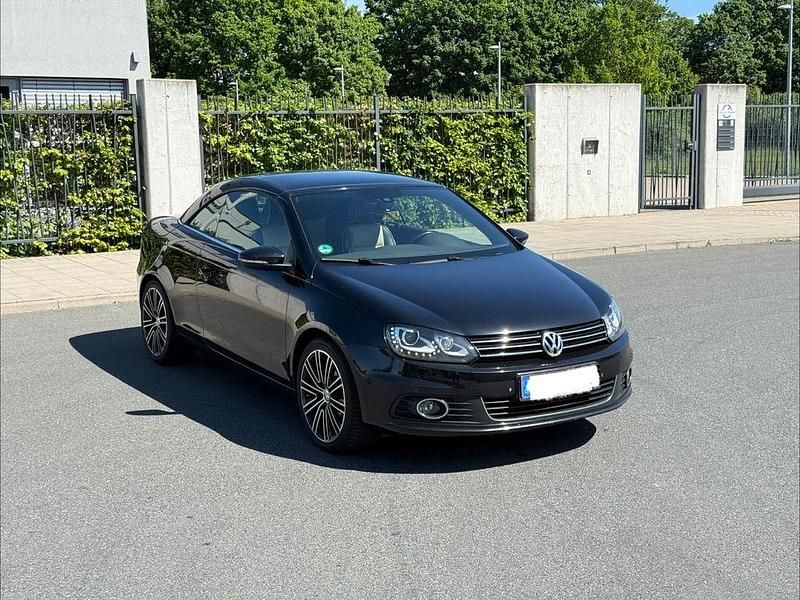 Gebraucht VW Eos Exclusive 160 PS (117 kW) 2012 Schwarz Cabrio