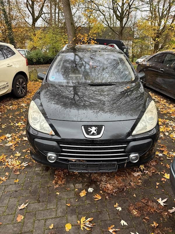 Schwarz Gebraucht 2005 Peugeot 307 Kombi | 1.000 € (Guter Preis) - Bild 1/4