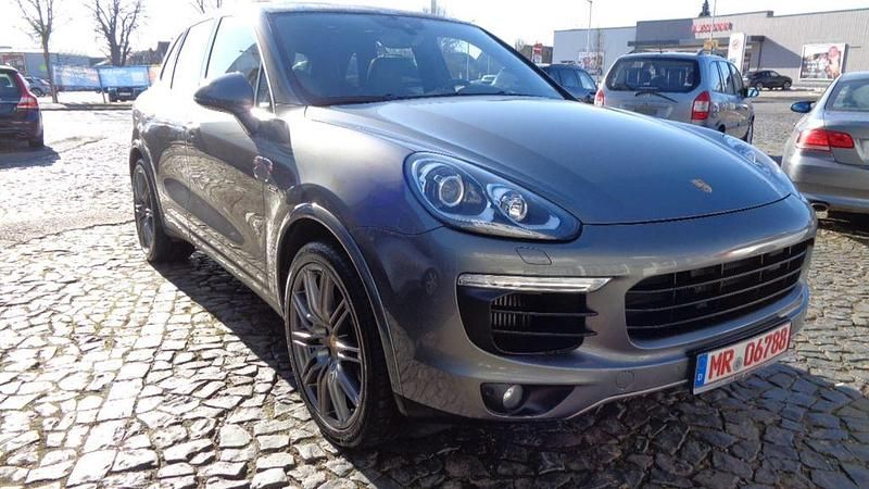 Gebraucht Porsche Cayenne S 385 PS (283 kW) 2017 Grau SUV