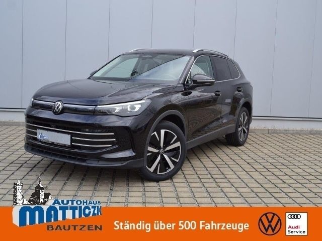 Deep black perleffekt Gebraucht 2024 VW Tiguan Elegance SUV | 47.438 € - Bild 1/4