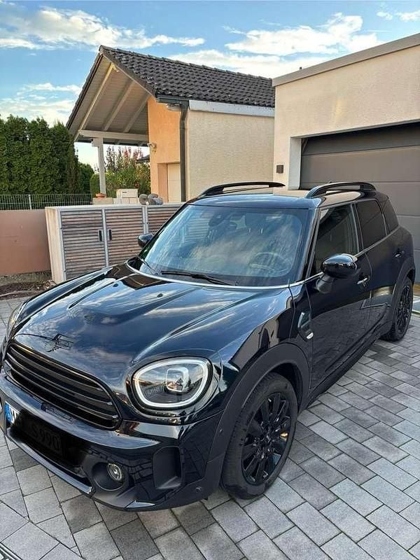 Schwarz Gebraucht 2023 Mini Cooper D Countryman SUV | 31.900 € (Etwas zu teuer) - Bild 1/4