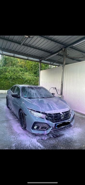 Grau Gebraucht 2020 Honda Civic Executive Limousine | 18.900 € (Fairer Preis) - Bild 1/4